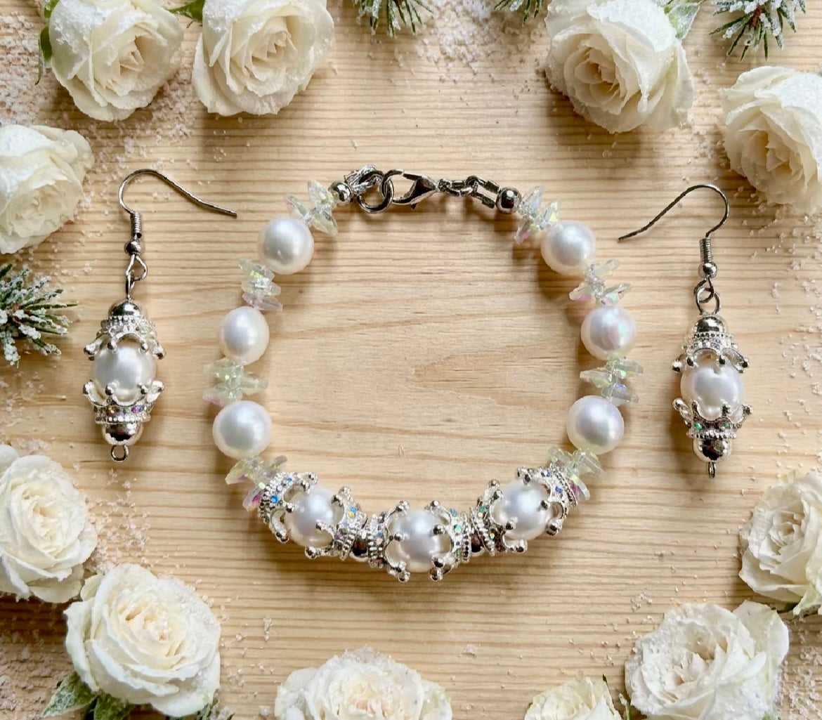 Freshwater Pearl Bracelet & Earring Set