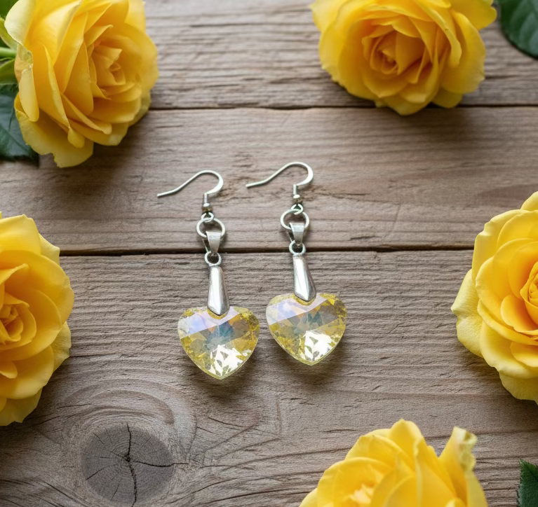 Light-Reflecting Prism Heart Earrings