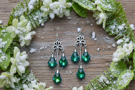 Chandelier Earrings with Scalloped Teardrop Light-Reflectors