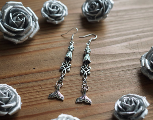 Patterned Tassel/Connector/Patterned Whaletail Charm Earrings
