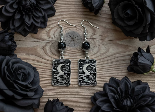 Tarot Card Charm/Onyx Bead Earrings